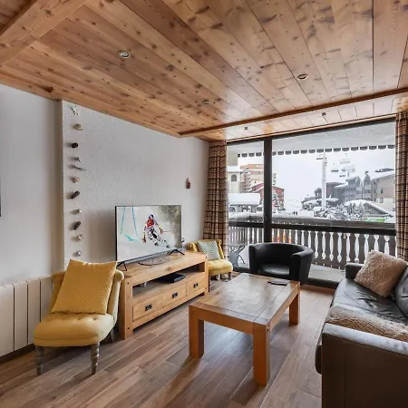 Skis Aux Pieds - 9 Personnes -