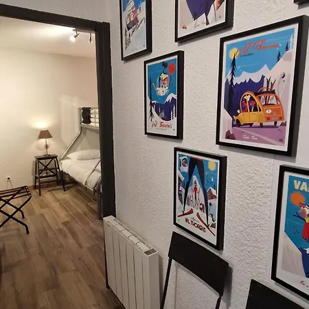 Skis Aux Pieds - 9 Personnes - * Val Thorens